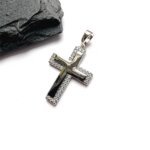 Pakabukas 2,8×1,6cm.