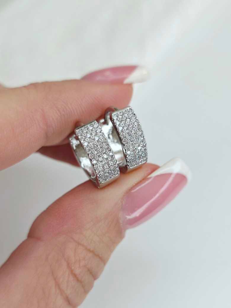 IMG_COM_202511061142343087 Auskarai 1,3/0,4cm. - Image 1