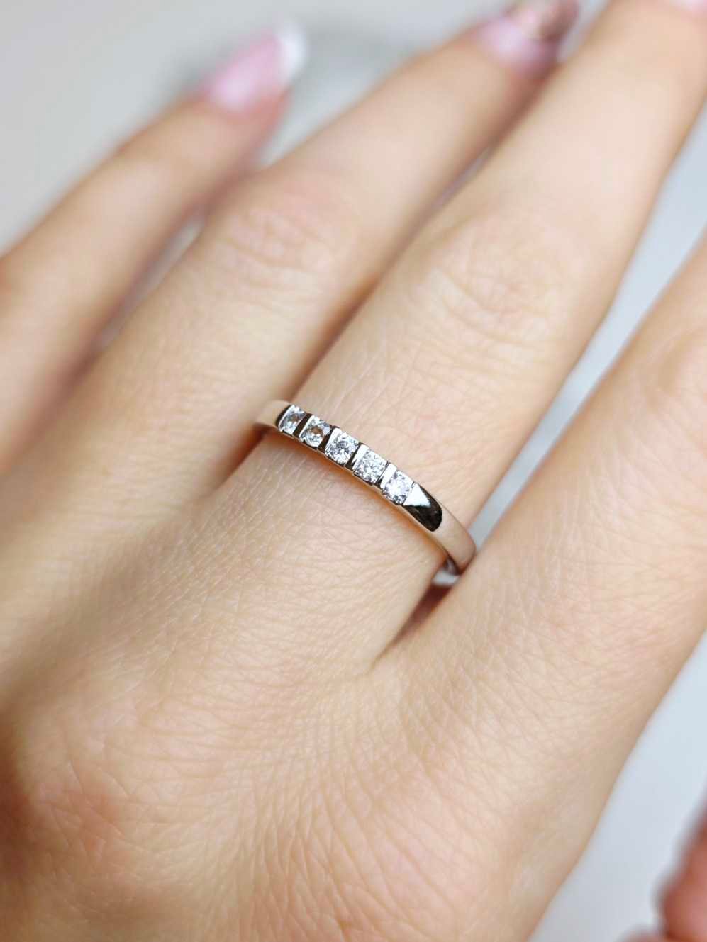 IMG_COM_202512012002273922