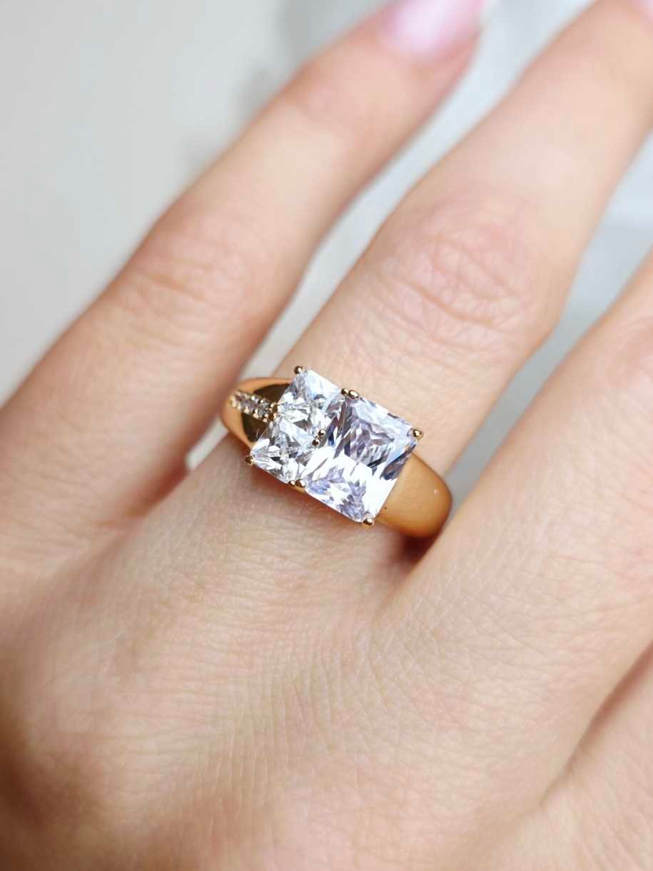 IMG_COM_202512012002275235